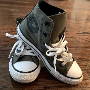 Converse Chuck Taylor 70 Hi Field Surplus Sneakers